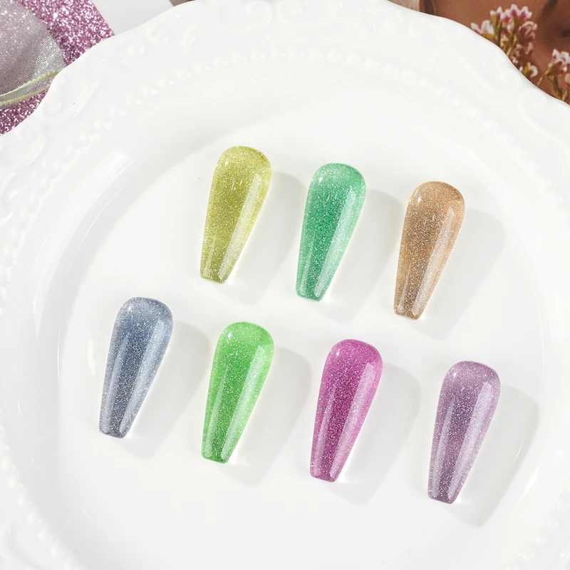 Gel con brillo disco que cambia de color: esmalte de u&ntilde;as brillante